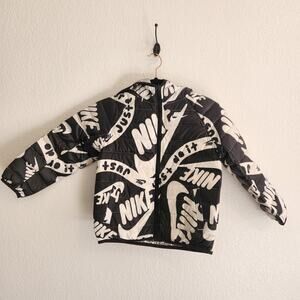 Nike Kids Size 5/6 Reversable Puffer Jacket Black/White‎ and Silver New